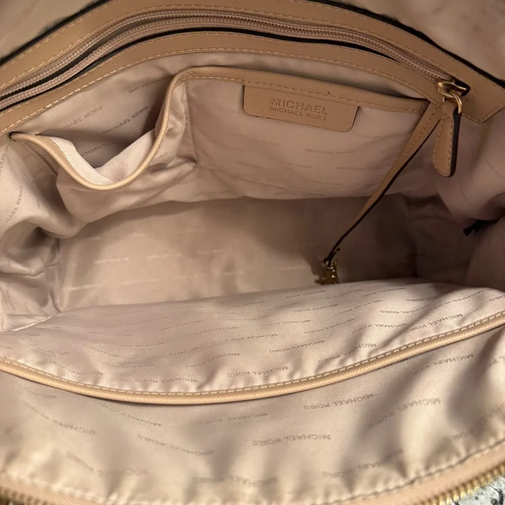 MICHAEL KORS TOTE BEIGE - Picture 9 of 15